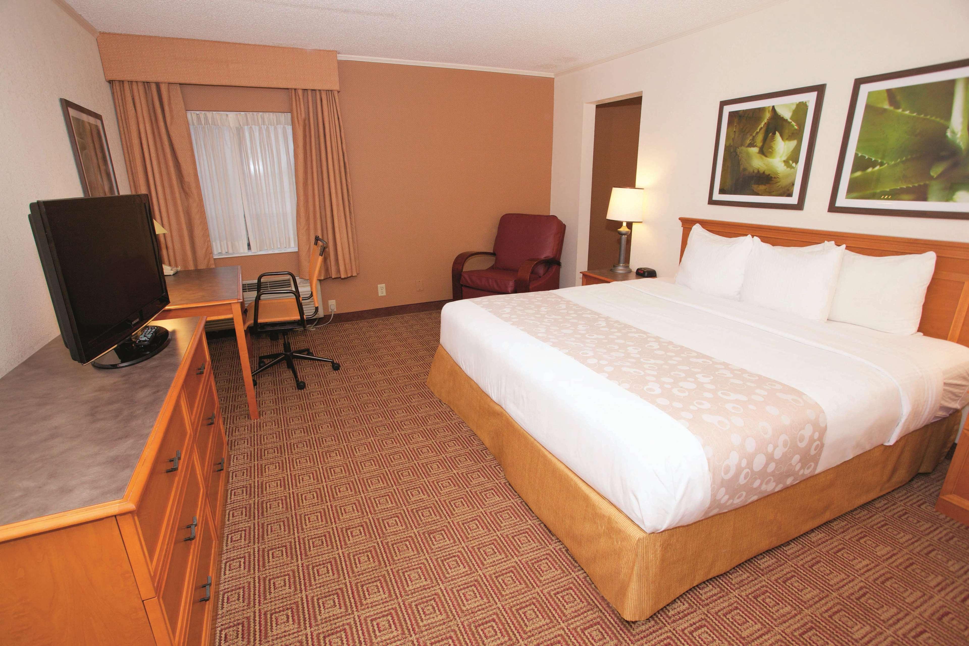 Americinn By Wyndham Glendale Milwaukee Whitefish Bay Exterior foto