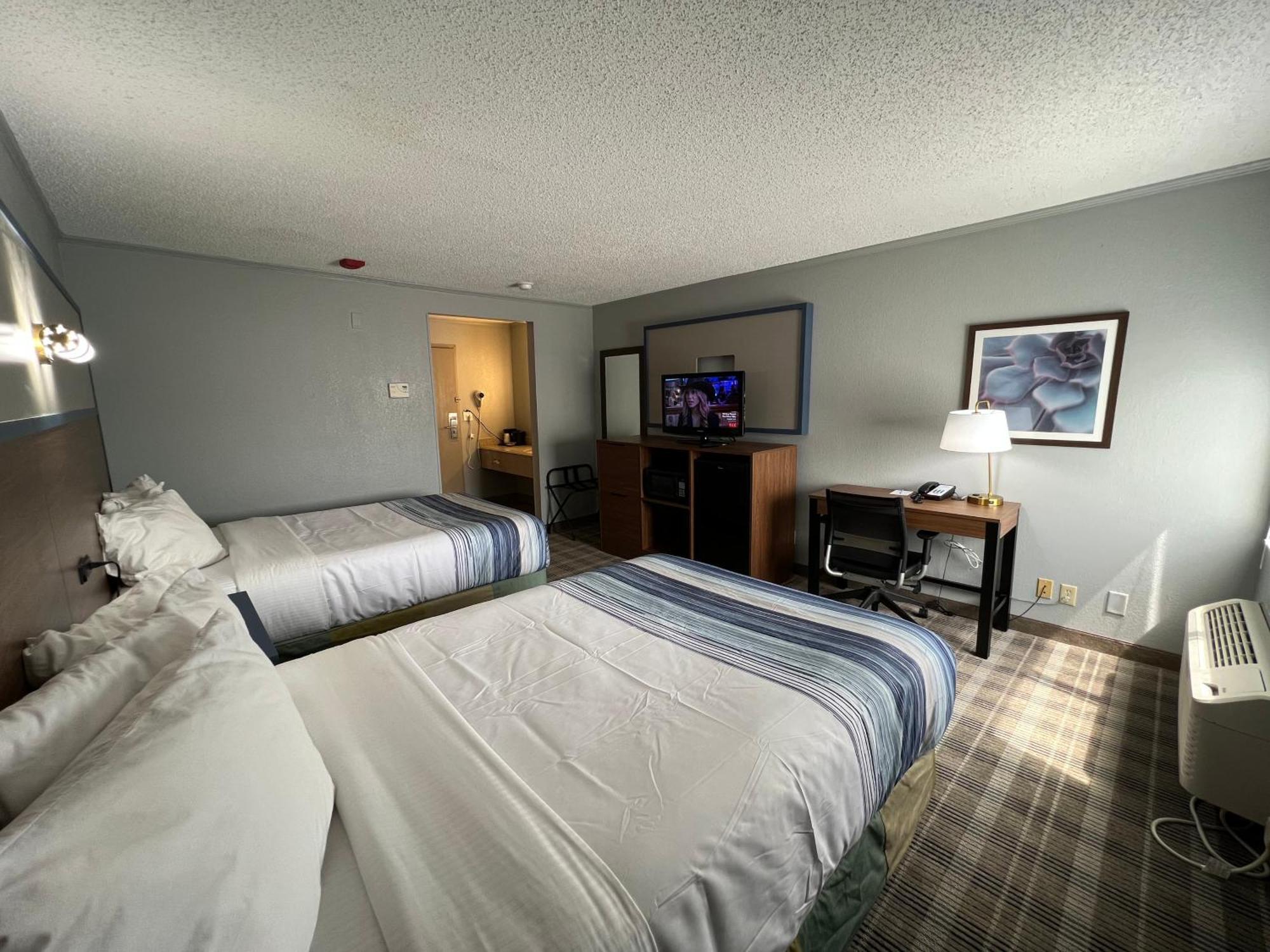 Americinn By Wyndham Glendale Milwaukee Whitefish Bay Exterior foto