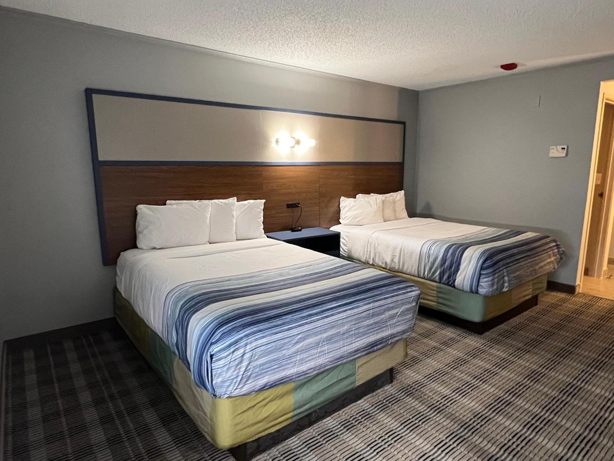 Americinn By Wyndham Glendale Milwaukee Whitefish Bay Exterior foto